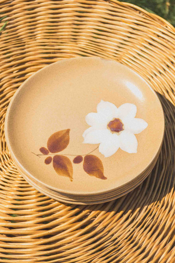 assiettes-vintage-fleuries-Collection-automne-Eloge-Paris-Brocante-Boheme-1