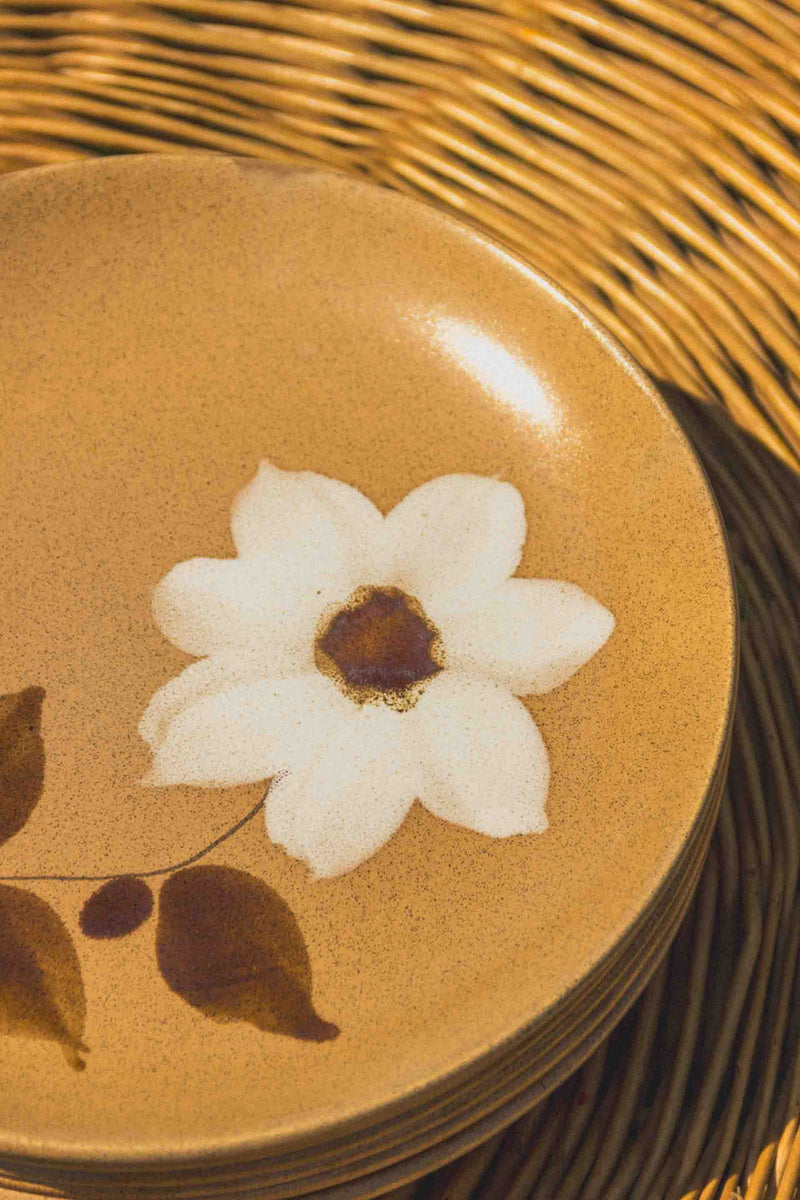 assiettes-vintage-fleuries-Collection-automne-Eloge-Paris-Brocante-Boheme-1