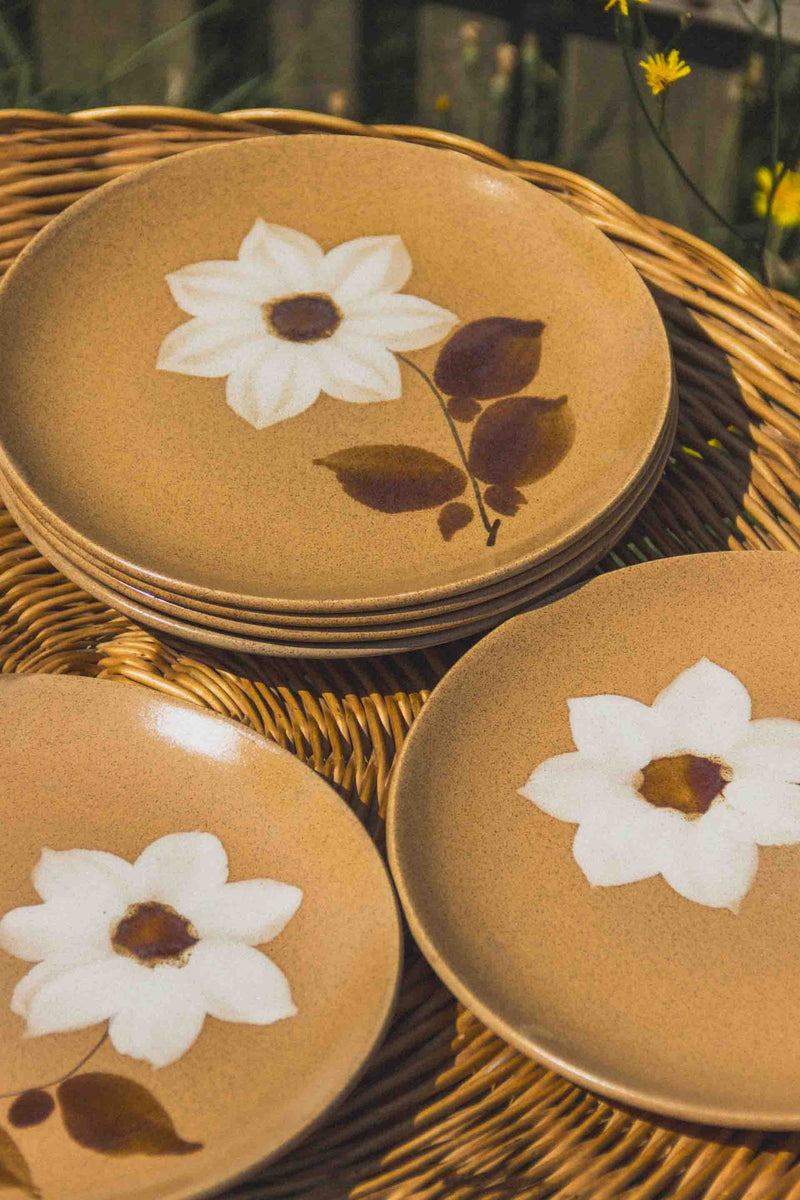 assiettes-vintage-fleuries-Collection-automne-Eloge-Paris-Brocante-Boheme-1