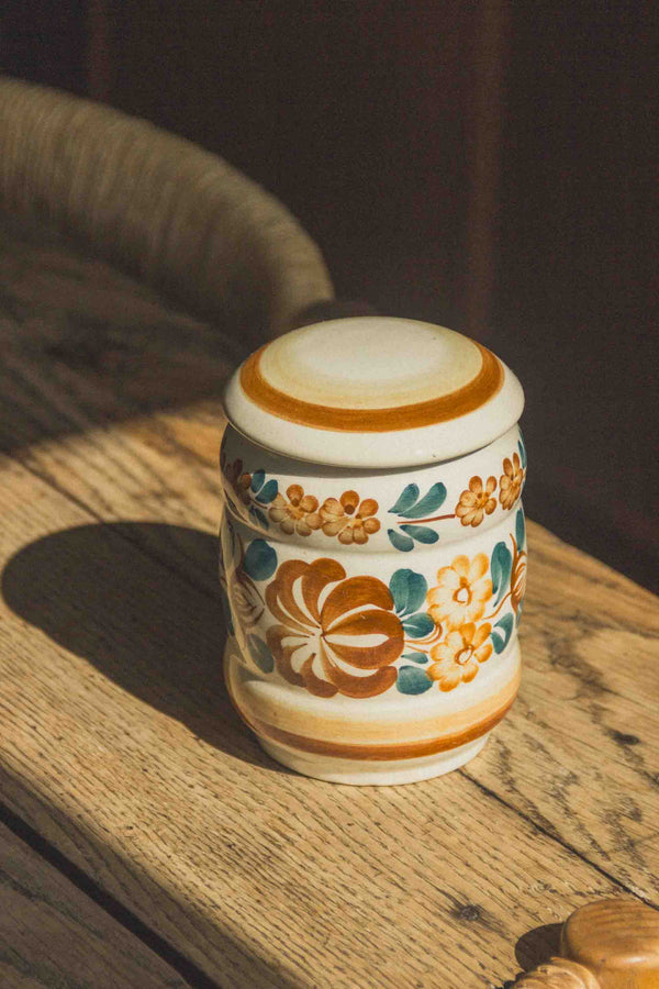boite-vintage-fleurie-porcelaine-Collection-ete-Eloge-Paris-Brocante-Boheme