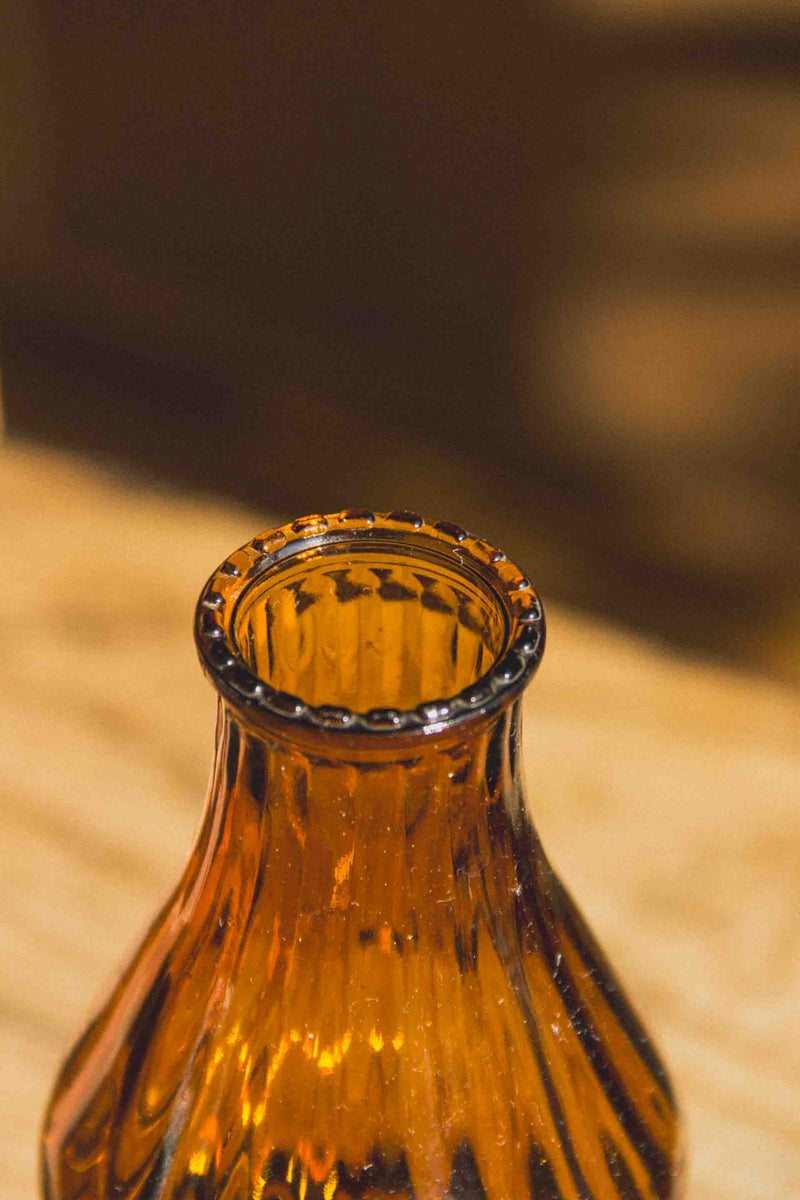 bougeoir-brutaliste-bois-verre-jaune-vintage-Collection-printemps-Eloge-Paris-Brocante-Boheme