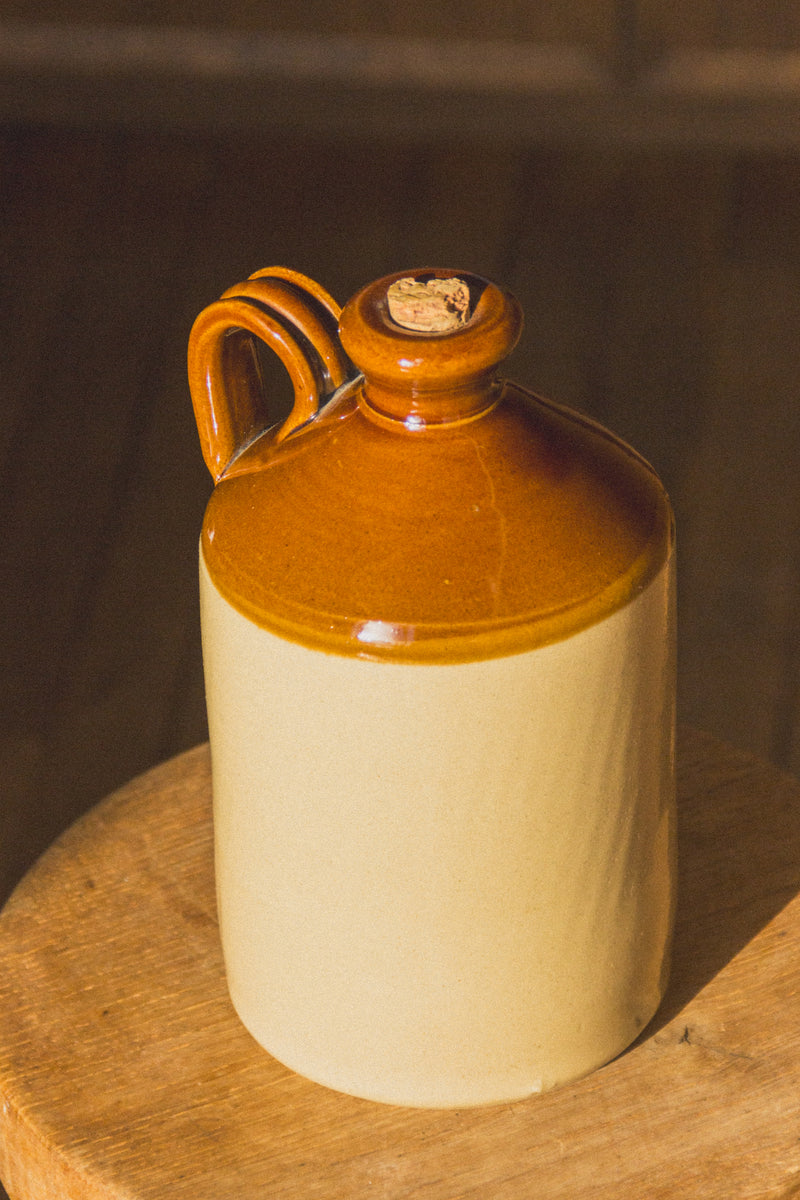 bouteille-gres-anglaise-vintage-Collection-printemps-Eloge-Paris-Brocante-Boheme
