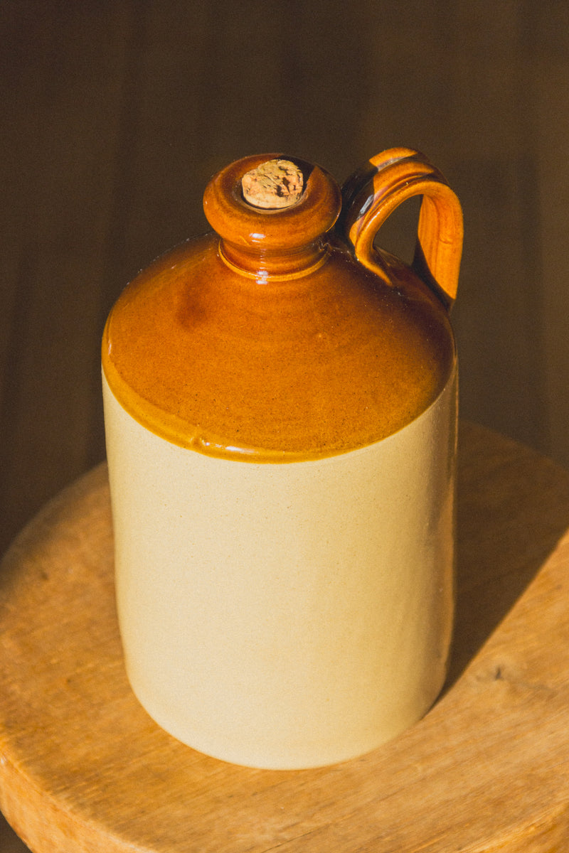 bouteille-gres-anglaise-vintage-Collection-printemps-Eloge-Paris-Brocante-Boheme