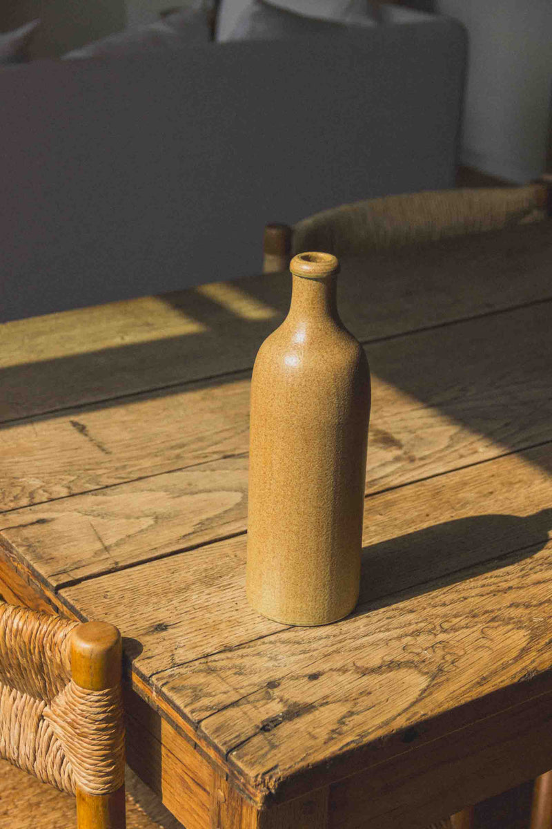 bouteille-gres-beige-Collection-ete-Eloge-Paris-Brocante-Boheme