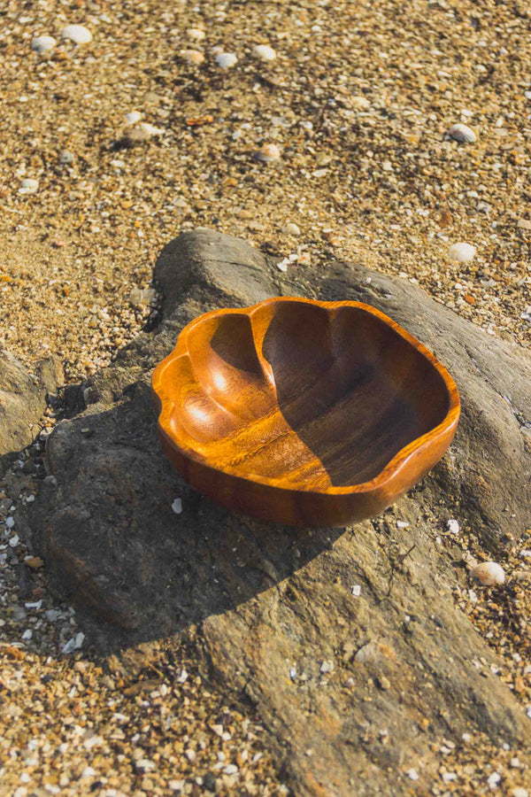 coupelle-coquillage-teck-vintage-Collection-automne-Eloge-Paris-Brocante-Boheme