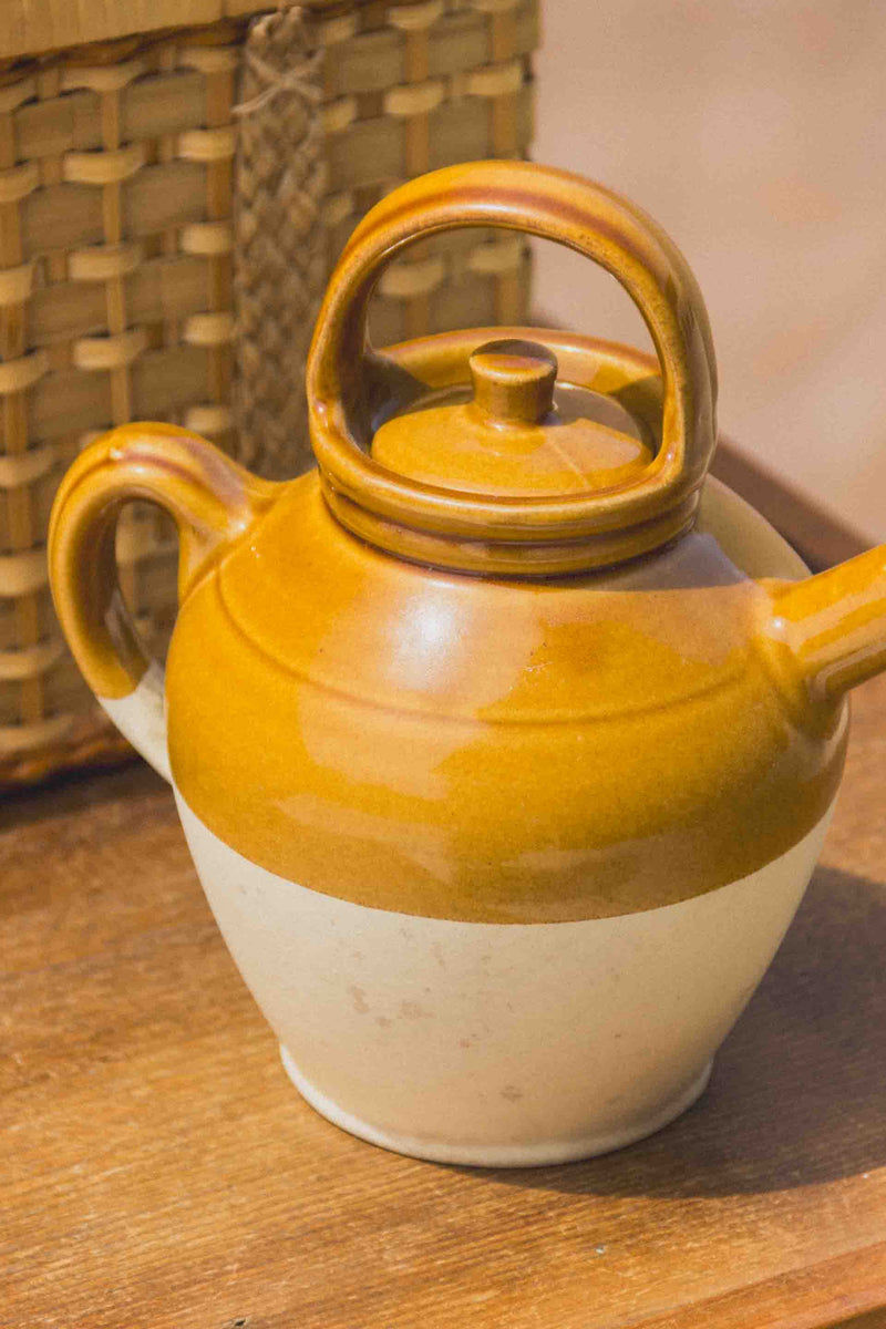 gargoulette-bicolore-ocre-digoin-Collection-ete-Eloge-Paris-Brocante-Boheme