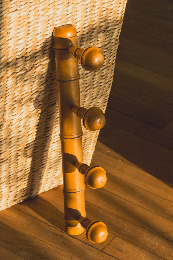 grand-porte-manteau-bois-bambou-Collection-printemps-Eloge-Paris-Brocante-Boheme