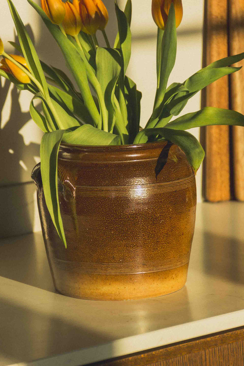 grand-pot-gres-brun-vintage-Collection-printemps-Eloge-Paris-Brocante-Boheme