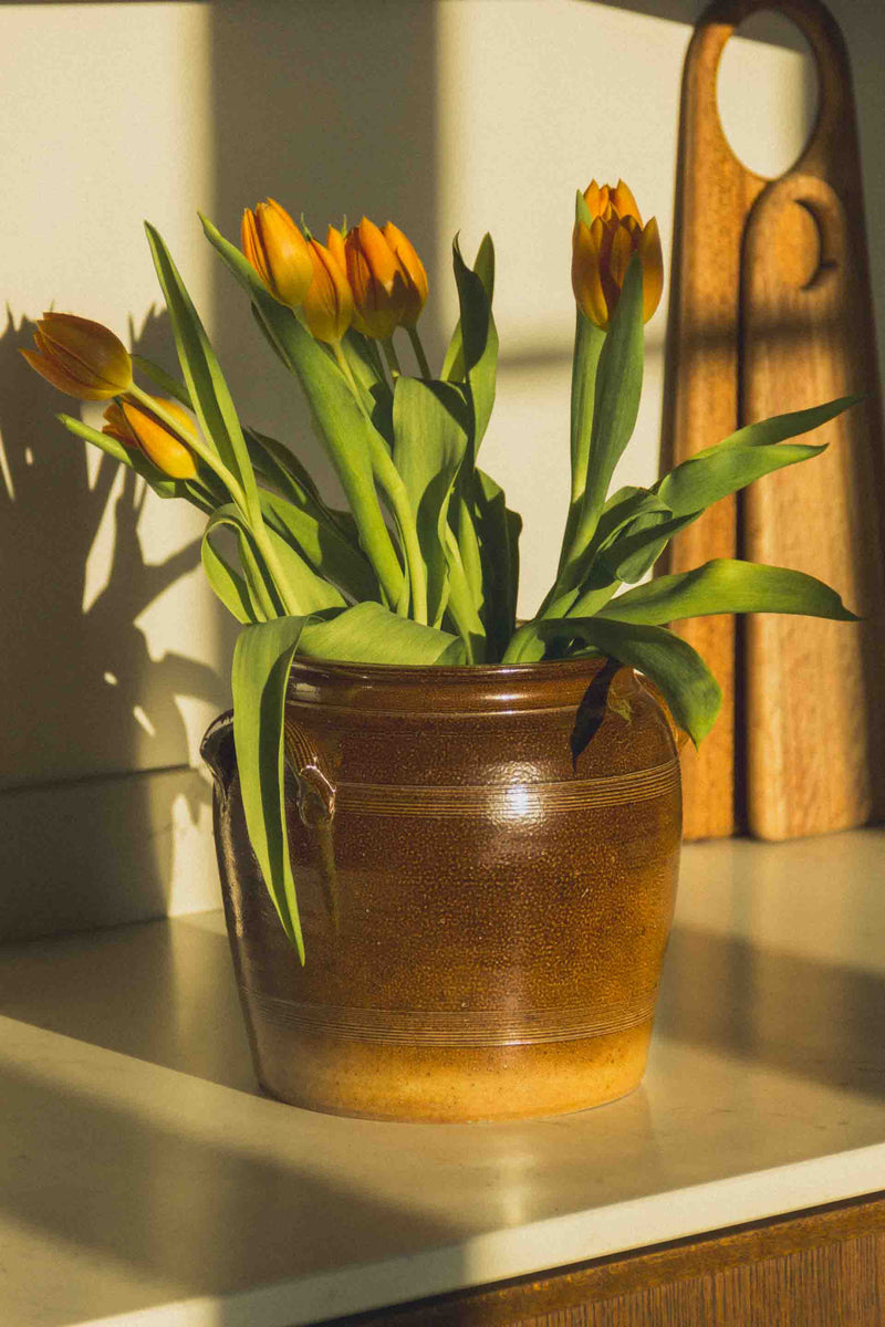 grand-pot-gres-brun-vintage-Collection-printemps-Eloge-Paris-Brocante-Boheme