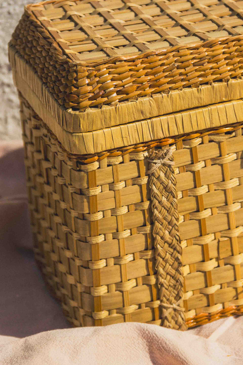 malette-rotin-tressee-vintage-Collection-ete-Eloge-Paris-Brocante-Boheme