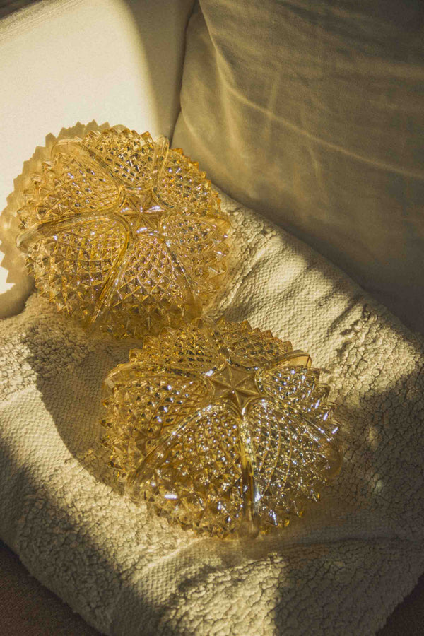 paire-appliques-verre-cisele-irisees-vintage-Collection-printemps-Eloge-Paris-Brocante-Boheme