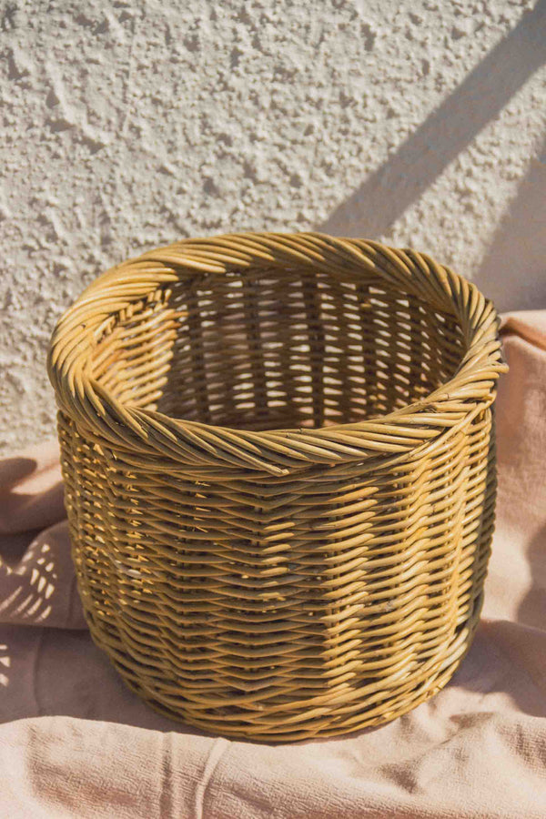 paniere-osier-clair-vintage-Collection-ete-Eloge-Paris-Brocante-Boheme