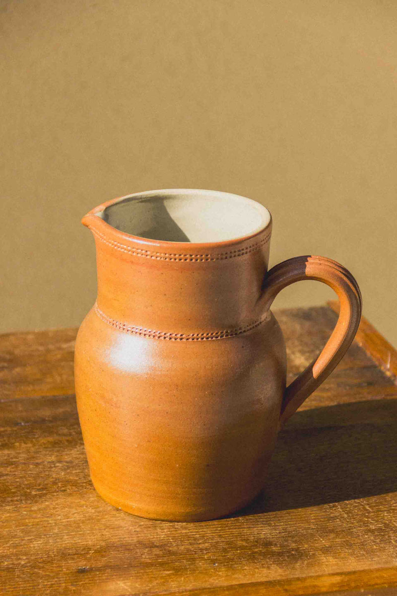 pichet-gres-brun-vintage-Collection-automne-Eloge-Paris-Brocante-Boheme