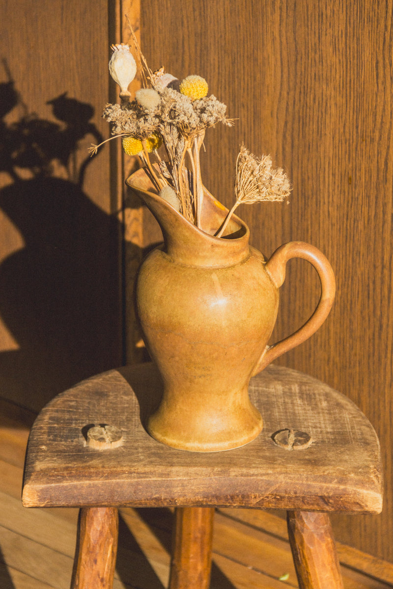 pichet-gres-brun-vintage-Collection-printemps-Eloge-Paris-Brocante-Boheme