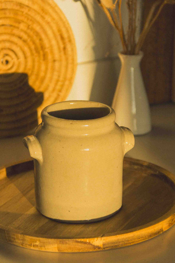 pot-moutarde-gres-beige-Collection-automne-Eloge-Paris-Brocante-Boheme