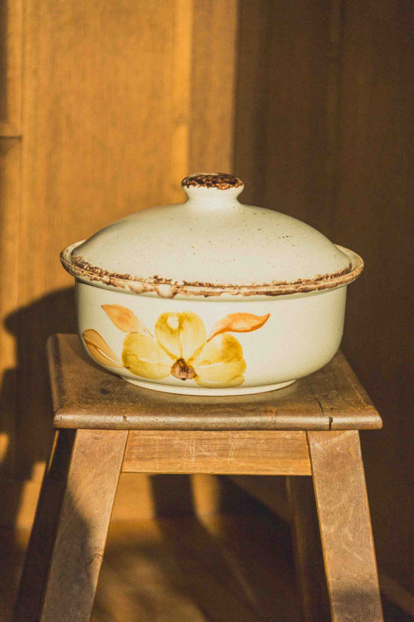 soupiere-fleurie-vintage-gien-Collection-printemps-Eloge-Paris-Brocante-Boheme