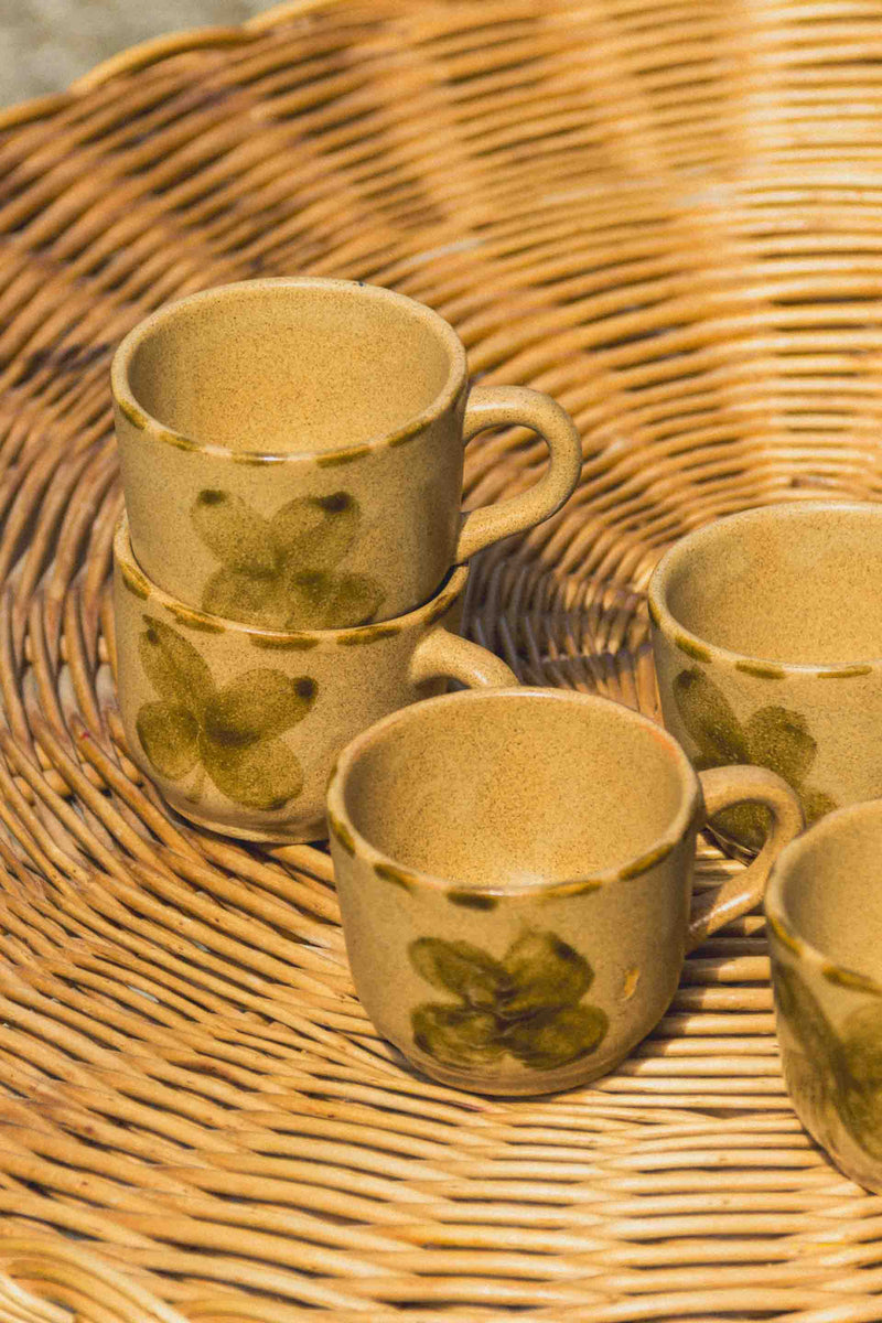tasses-vintage-fleuries-Collection-automne-Eloge-Paris-Brocante-Boheme