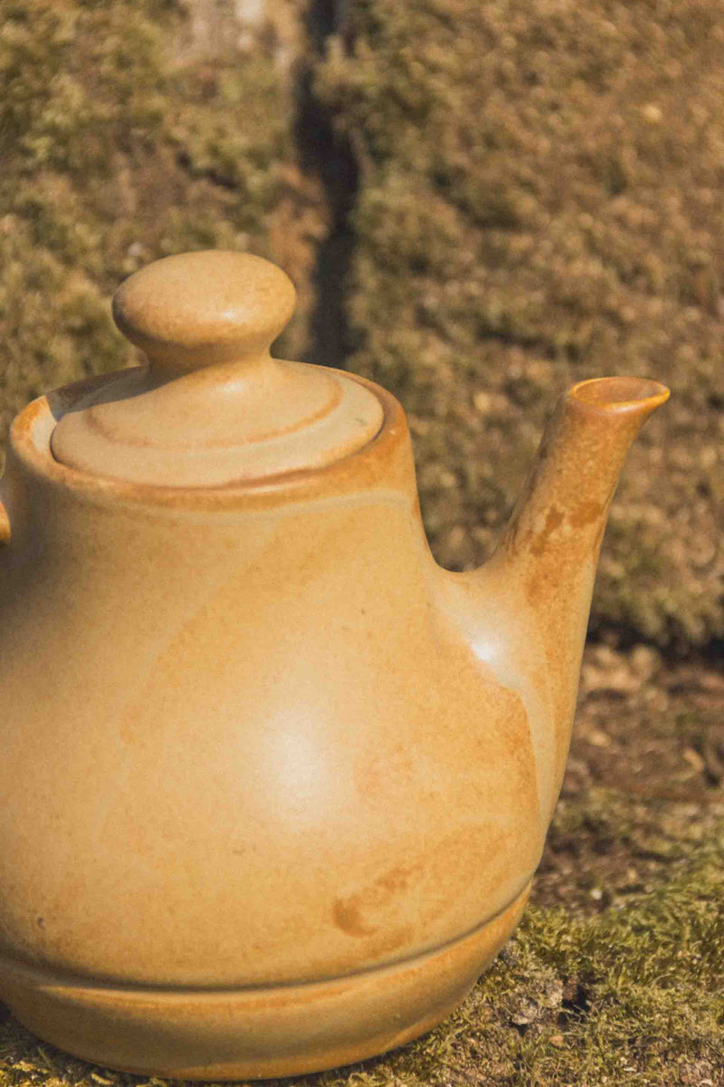 theiere-gres-beige-fonce-Collection-automne-Eloge-Paris-Brocante-Boheme