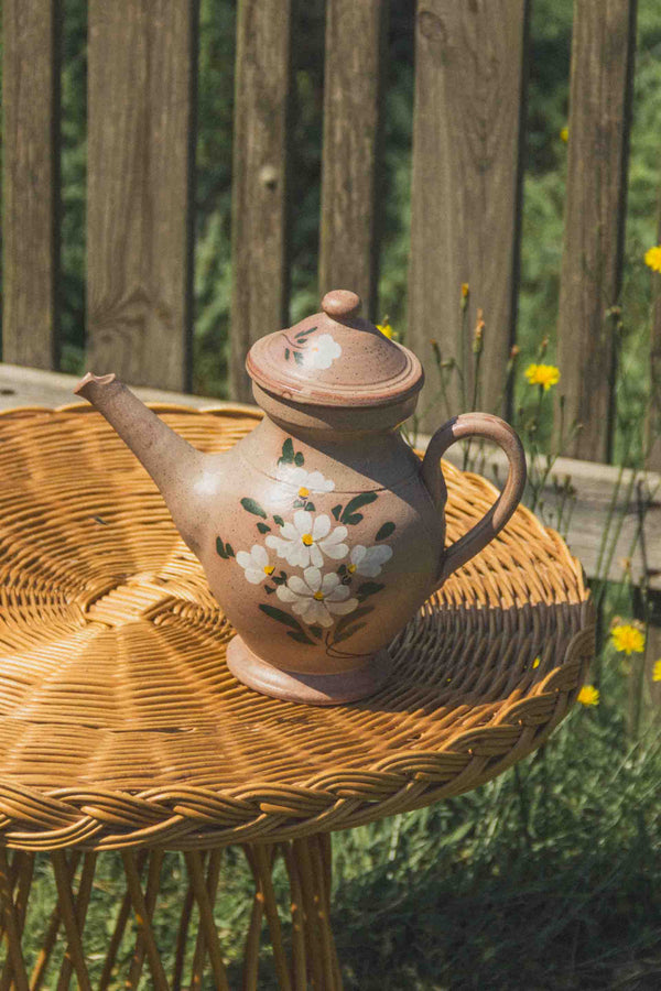 theiere-gres-fleurie-vintage-Collection-automne-Eloge-Paris-Brocante-Boheme