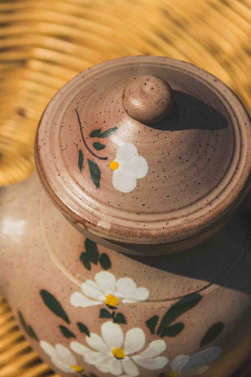 theiere-gres-fleurie-vintage-Collection-automne-Eloge-Paris-Brocante-Boheme