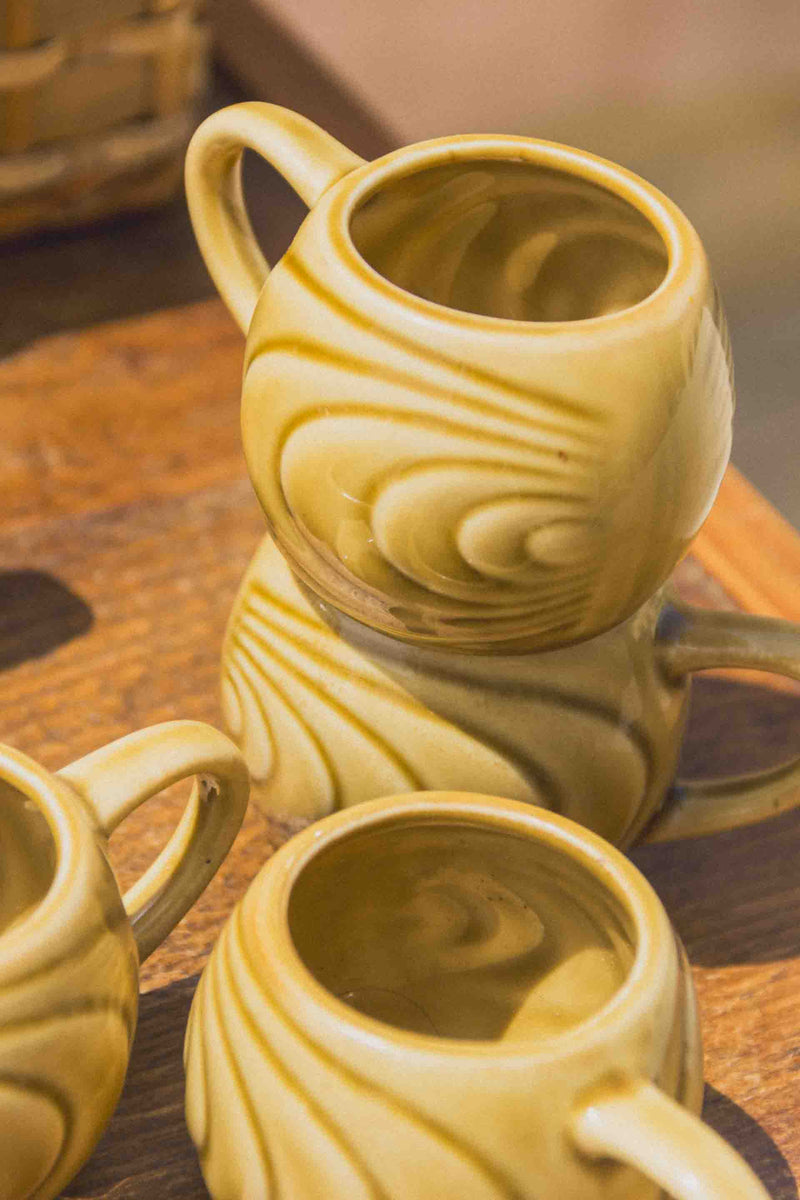 cafetiere-tasses-vintage-coquillage-Collection-ete-Eloge-Paris-Brocante-Boheme