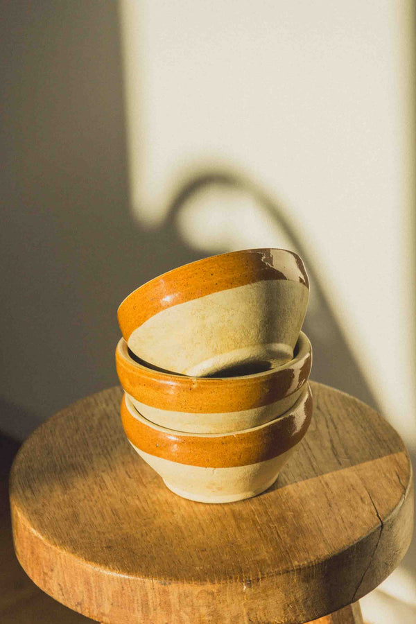 trio-bols-beige-lisere-marron-clair-vintage-Collection-printemps-Eloge-Paris-Brocante-Boheme