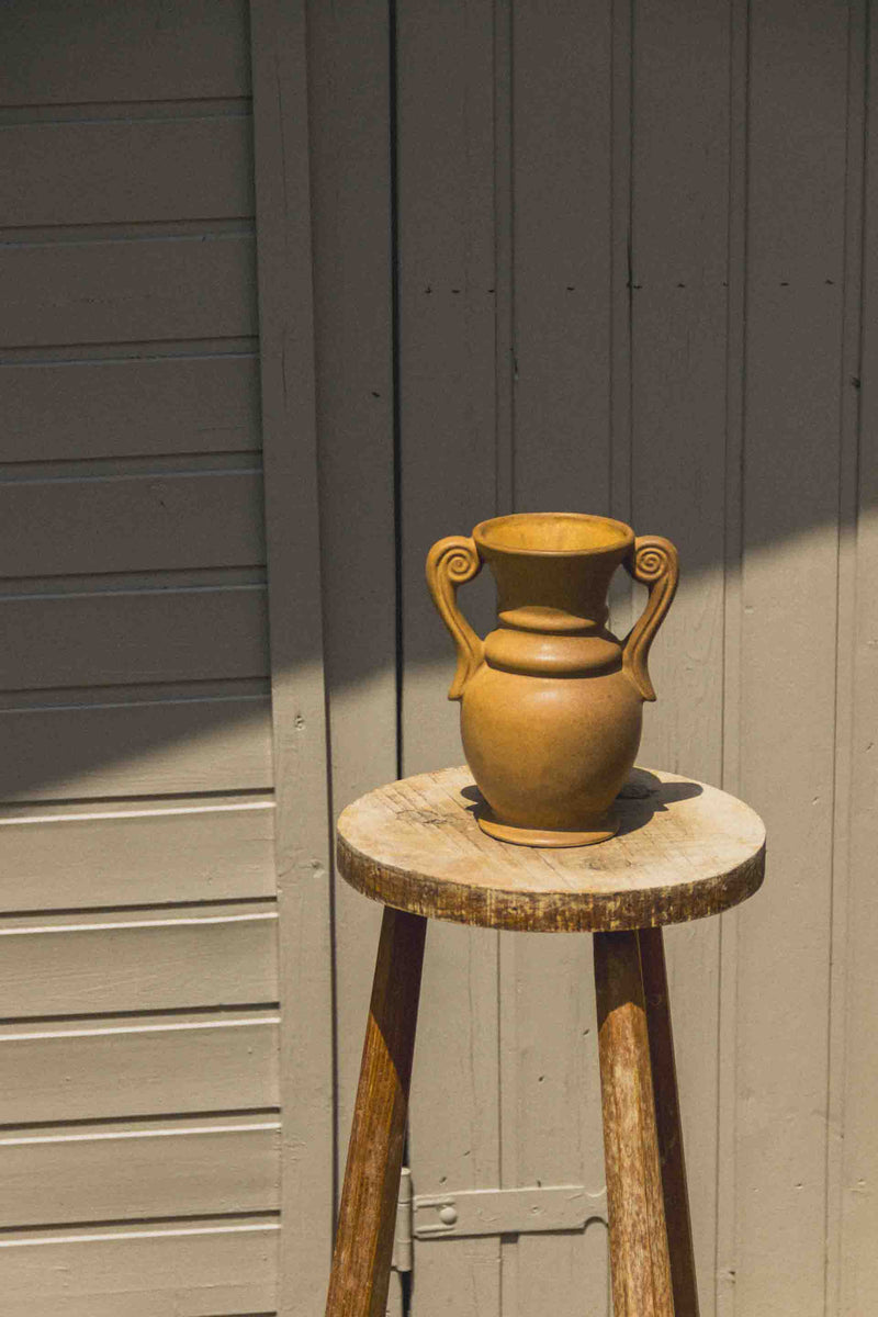 vase-amphore-vieux-gres-brun-vintage-Collection-ete-Eloge-Paris-Brocante-Boheme