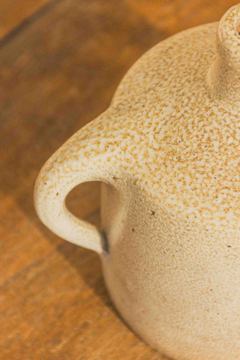 vase-gres-brut-mouchete-Collection-ete-Eloge-Paris-Brocante-Boheme