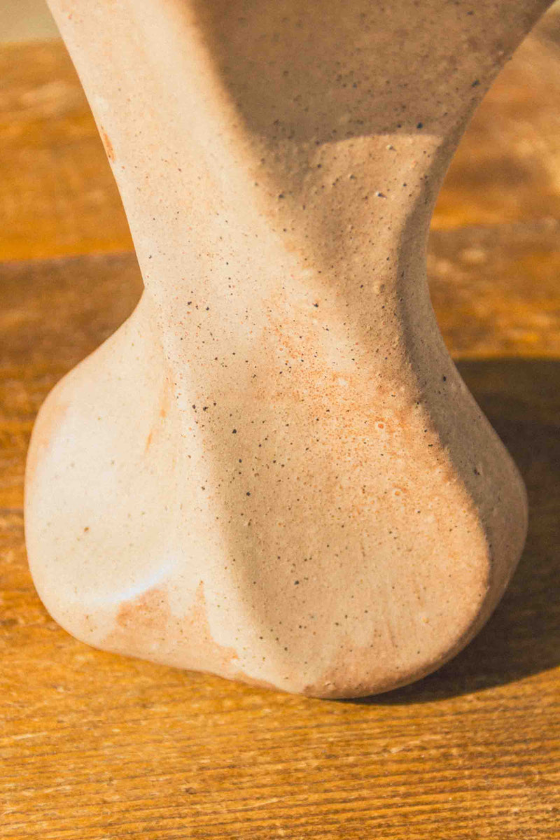 vase-gres-forme-singuliere-vintage-Collection-automne-Eloge-Paris-Brocante-Boheme