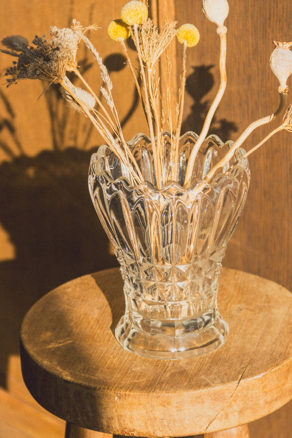 vase-verre-cisele-vintage-Collection-printemps-Eloge-Paris-Brocante-Boheme