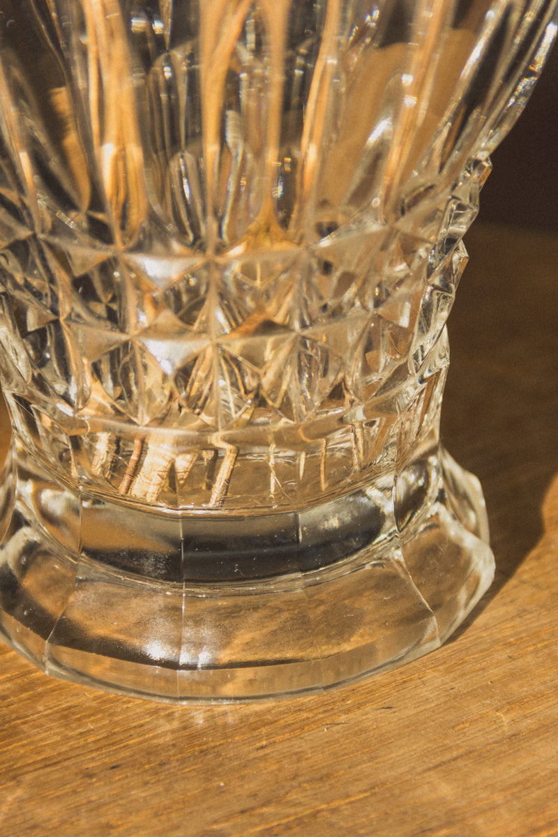 vase-verre-cisele-vintage-Collection-printemps-Eloge-Paris-Brocante-Boheme