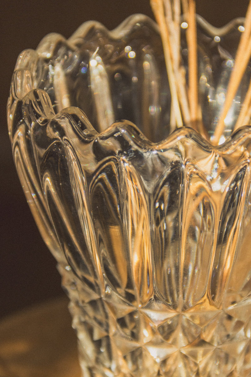 vase-verre-cisele-vintage-Collection-printemps-Eloge-Paris-Brocante-Boheme
