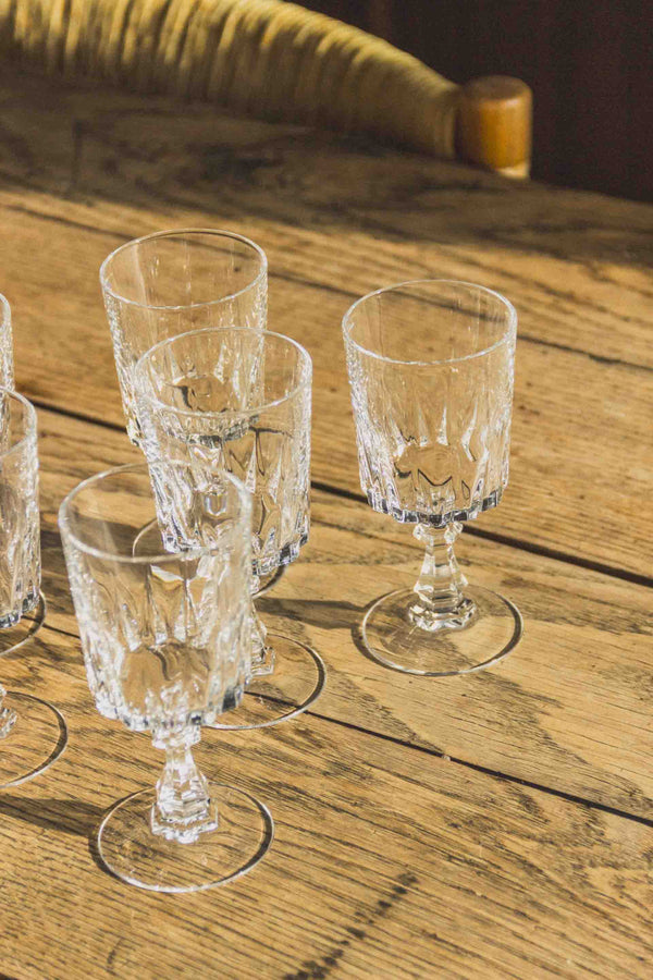 verres-vin-cristal-droit-vintage-Collection-ete-indien-Eloge-Paris-Brocante-Boheme