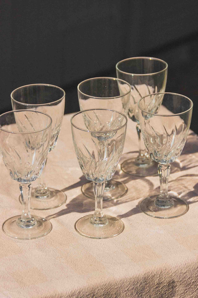 verres-vin-details-discrets-vintage-Collection-ete-Eloge-Paris-Brocante-Boheme