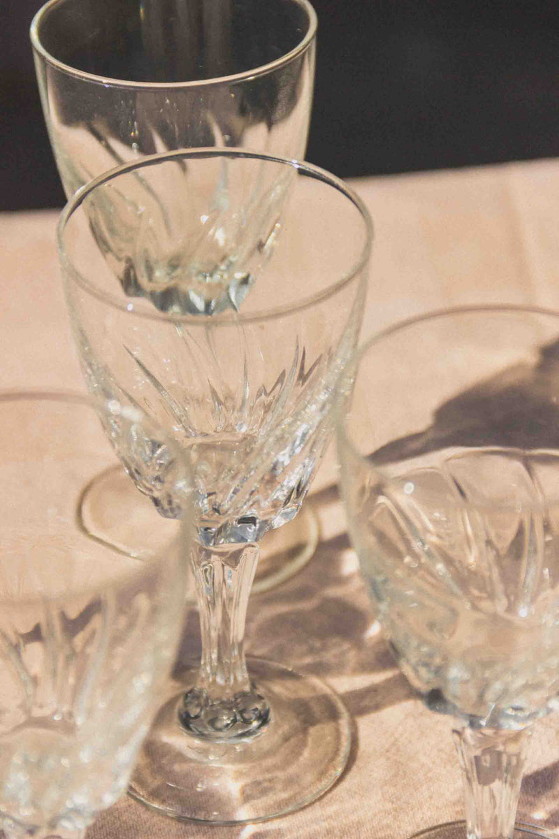 verres-vin-details-discrets-vintage-Collection-ete-Eloge-Paris-Brocante-Boheme