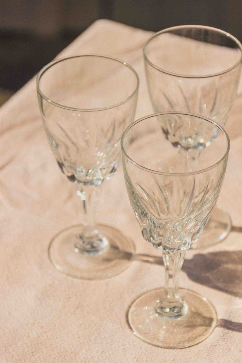 verres-vin-details-discrets-vintage-Collection-ete-Eloge-Paris-Brocante-Boheme