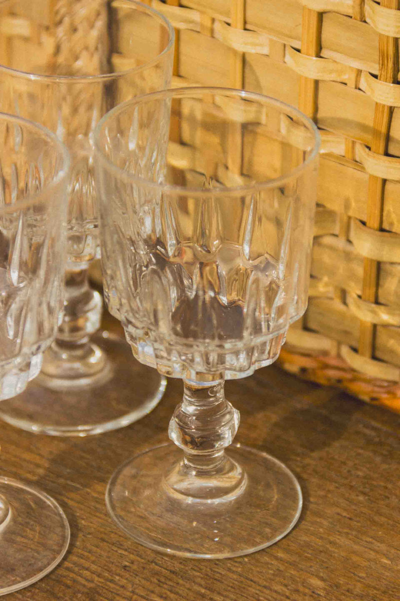 verres-vin-textures-vintage-Collection-ete-Eloge-Paris-Brocante-Boheme
